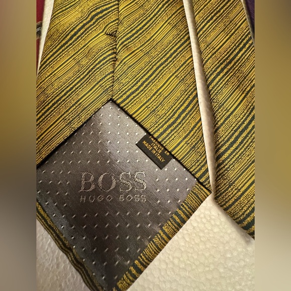 Bundle Hugo Boss Ties. - Picture 7 of 10